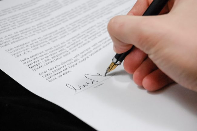 firma contrato Firmar contrato de exclusividad